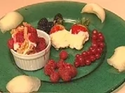 Baiser–Himbeer–Sahnecremebombe - Rezept - Bild Nr. 9