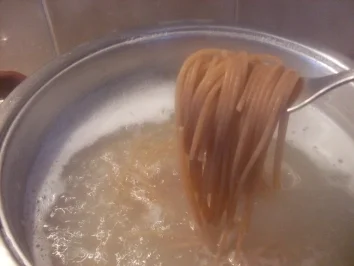 Rezept: Spagetti mit Zucchini und Speck Bild Nr. 2 Spagetti mit Zucchini und Speck - Rezept - Bild Nr. 2