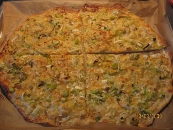 Rezept: Flammkuchen vegetarisch Bild Nr. 13 Flammkuchen vegetarisch - Rezept - Bild Nr. 13