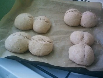 Vollkorn-Dinkel Brötchen - Rezept - Bild Nr. 3