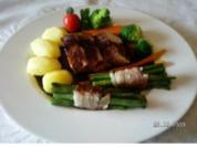 Putenfilet mit Speckböhnchen - Rezept
