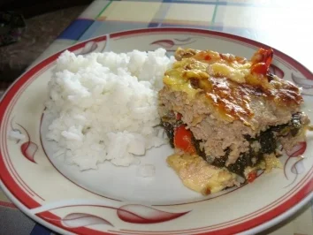 Rezept: Hackbraten mit Käsekruste Hackbraten mit Käsekruste - Rezept