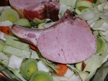 Kasselerkotelett mit Senfkruste auf Weißweingemüse - Rezept - Bild Nr. 7