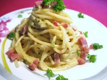 Rezept: Chilischarfe Schinkennudeln Bild Nr. 2 Chilischarfe Schinkennudeln - Rezept - Bild Nr. 2