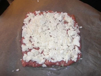 Hackbraten mit Feta und Bacon - Rezept - Bild Nr. 3