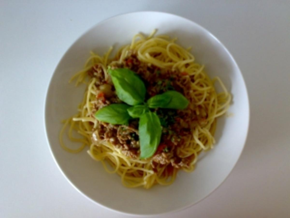 ** Pasta ** Spaghetti a la Bolognese - Rezept