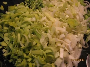 Flammkuchen mit Kantenschinken - Rezept - Bild Nr. 6