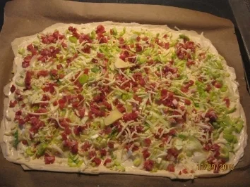 Flammkuchen mit Kantenschinken - Rezept - Bild Nr. 12