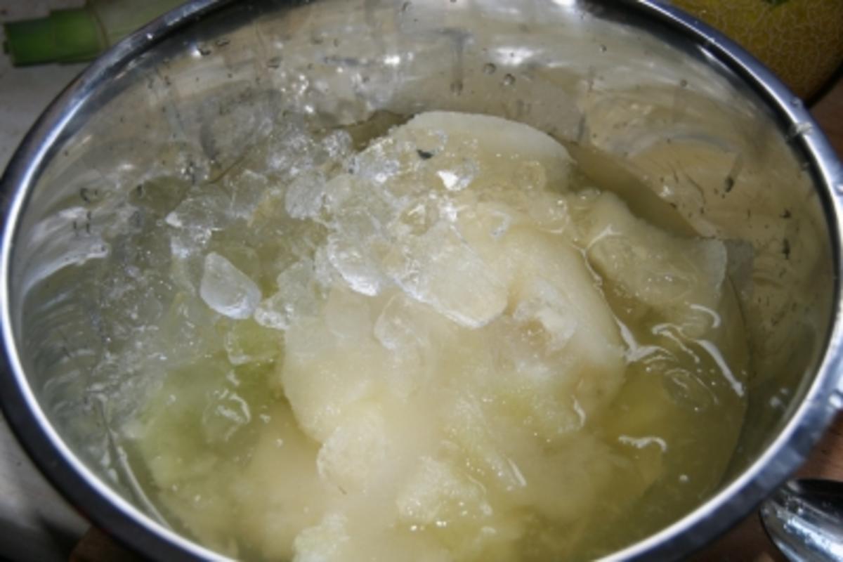 Suppe. Champagner-Melonen-Süppchen - Rezept - Bild Nr. 3