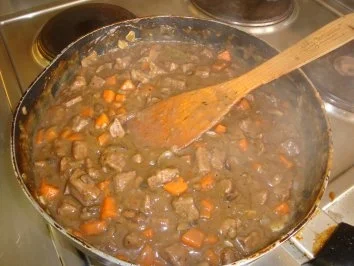 Rezept: Steak & Ale Pie Bild Nr. 6 Steak & Ale Pie - Rezept - Bild Nr. 6