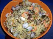 Rezept: Pasta: Spaghettini mit Vongole und Garnelen Pasta: Spaghettini mit Vongole und Garnelen - Rezept