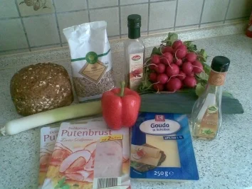 Käsesalat mit Putenbrust - Rezept