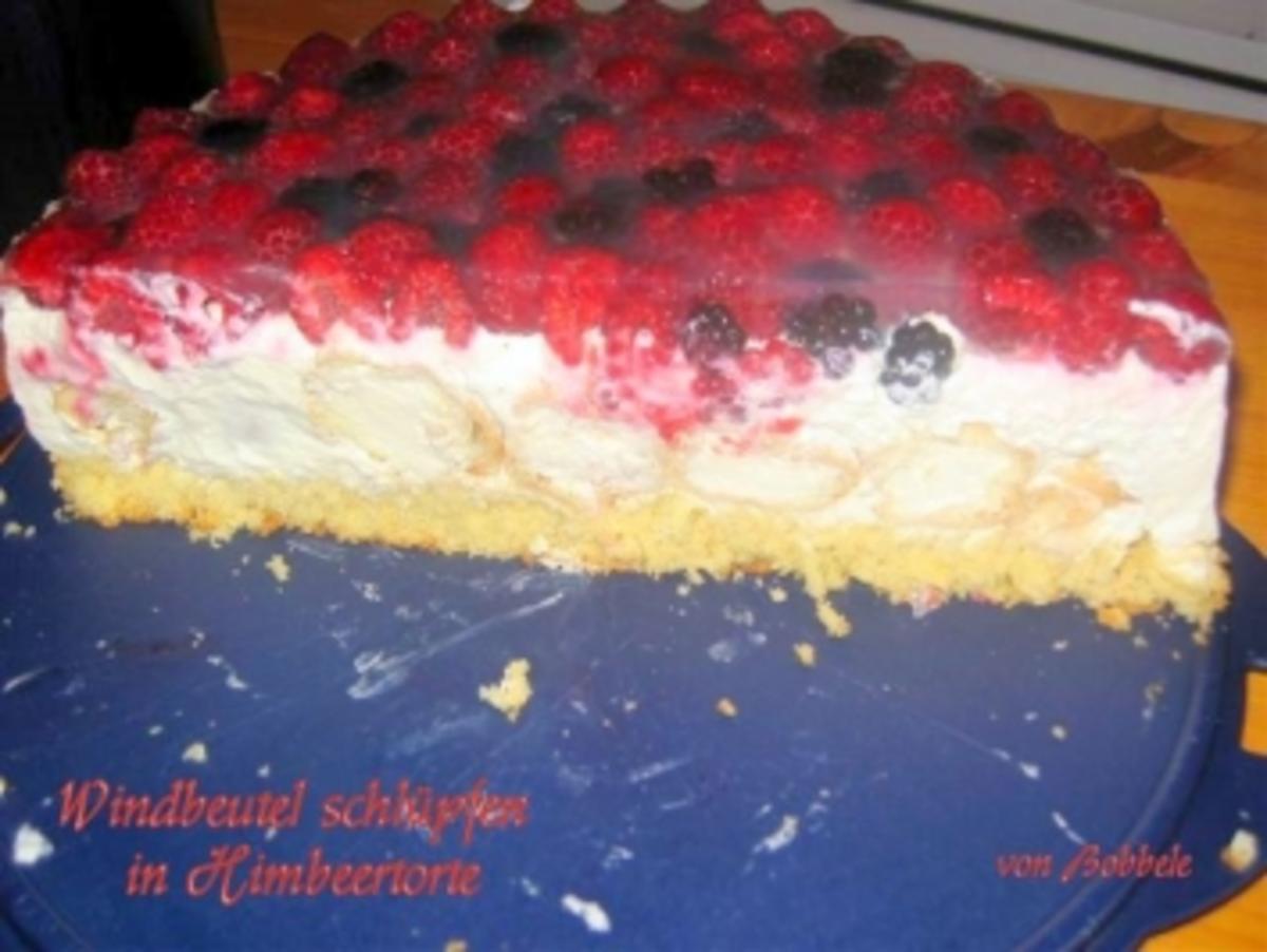 Bilder für Torte: Windbeutel schlüpft in Himbeertorte - Rezept