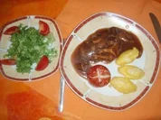 Rinderfilet mit Polenta nach Tessinerart und ein Saisonsalat - Rezept