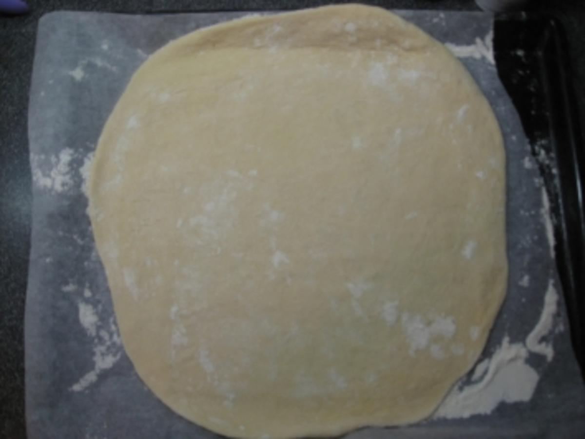 Pizza Crudo e Rucola (...e Grana) - Rezept - Bild Nr. 2