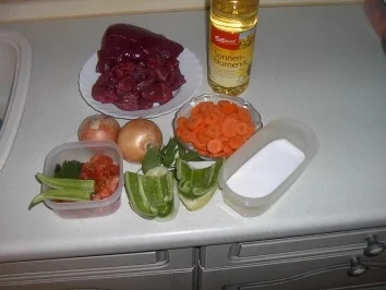 Rezept: Teufels - Gulasch Bild Nr. 3 Teufels - Gulasch - Rezept - Bild Nr. 3