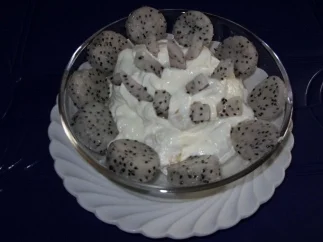 Frühstücks-Quark mit Banane und Drachenfrucht - Rezept