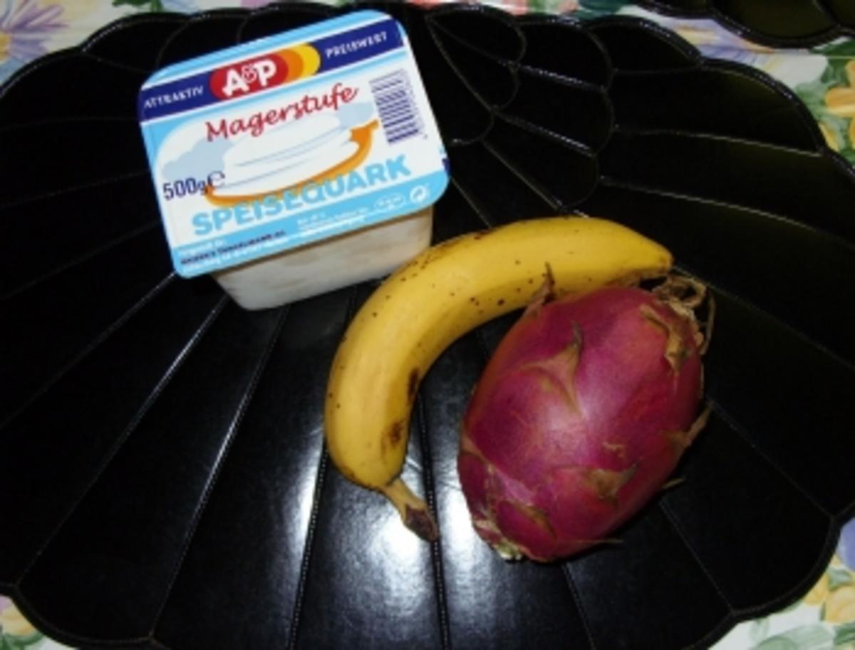 Frühstücks-Quark mit Banane und Drachenfrucht - Rezept - Bild Nr. 2