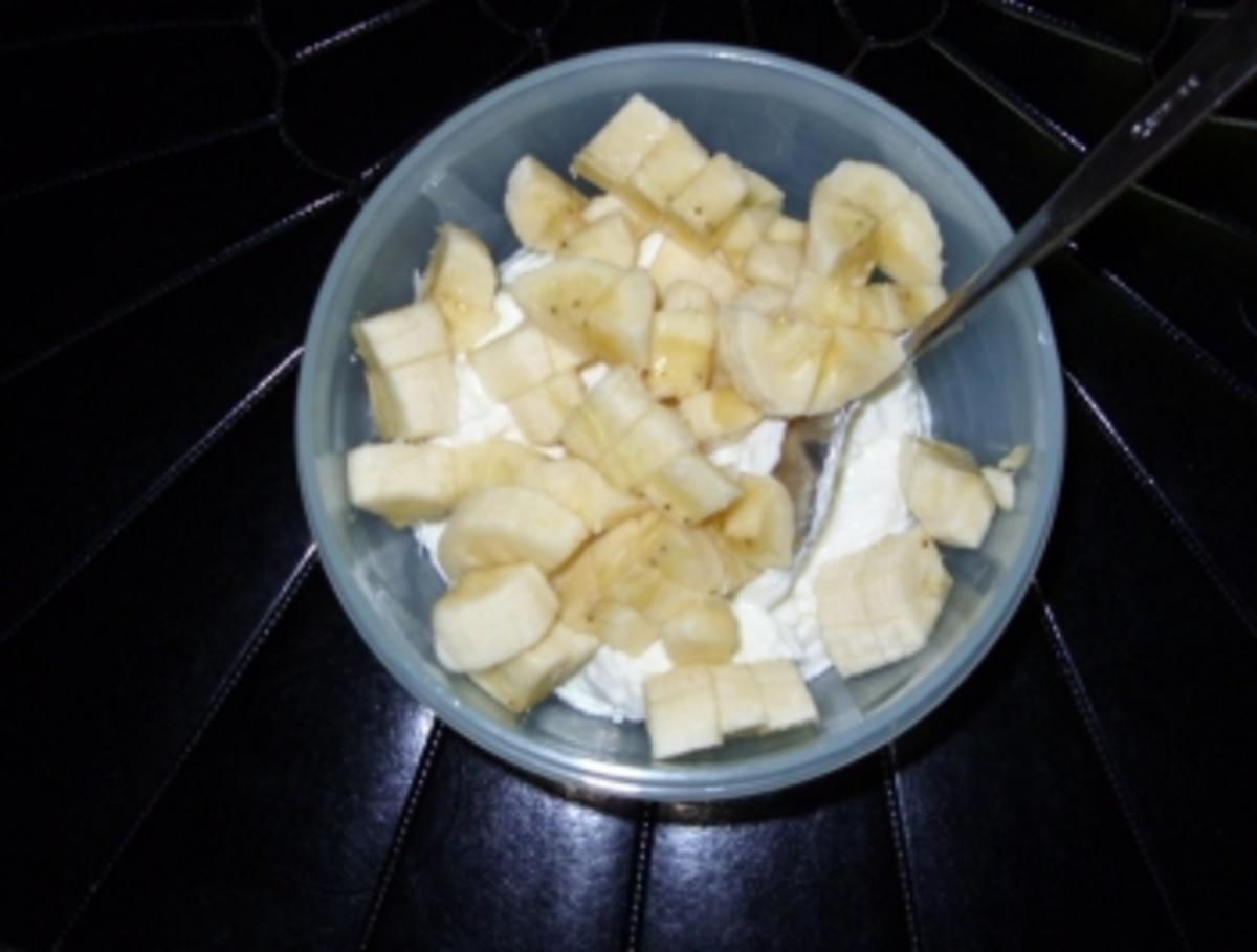 Frühstücks-Quark mit Banane und Drachenfrucht - Rezept - Bild Nr. 3