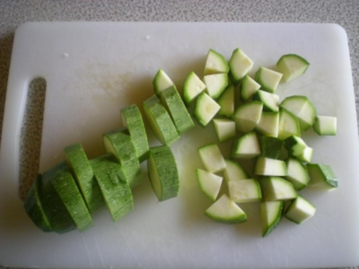 Zucchini Zwiebel Gemüse als Beilage - Rezept - Bild Nr. 3