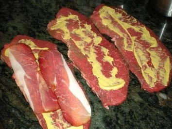 Rezept: FLEISCH: Rinderrouladen klassisch Bild Nr. 3 FLEISCH: Rinderrouladen klassisch - Rezept - Bild Nr. 3