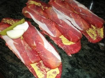 Rezept: FLEISCH: Rinderrouladen klassisch Bild Nr. 4 FLEISCH: Rinderrouladen klassisch - Rezept - Bild Nr. 4