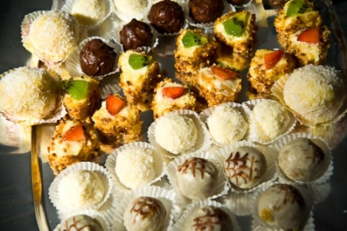 Ananas Kokos Kugeln - Rezept mit Bild - kochbar.de