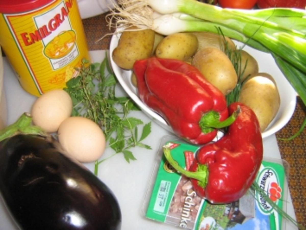 Auberginentaler mit Paprika-Bratkartoffeln - Rezept - Bild Nr. 2