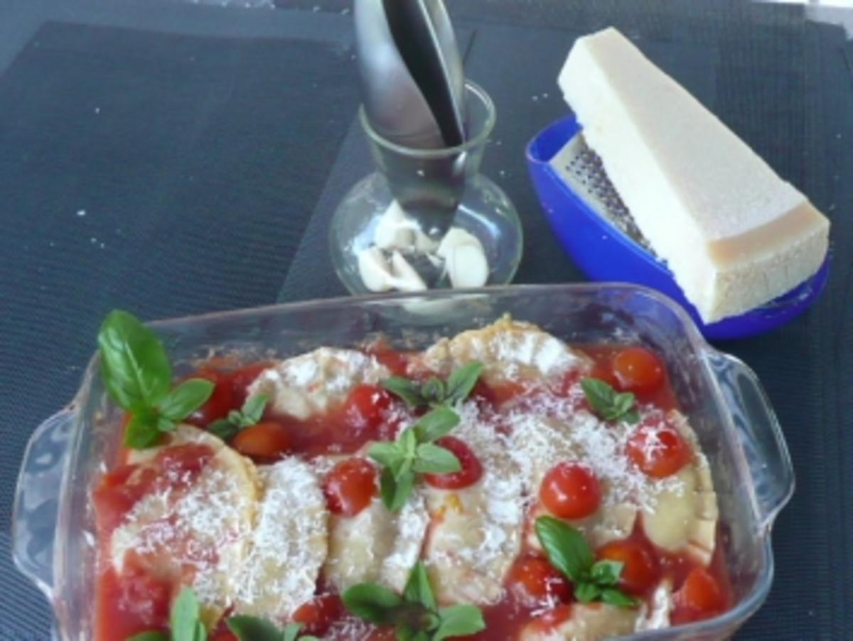 NUDELN/ Teigtaschen mit Hack-Gemüsemischung in Tomatensoße - Rezept - Bild Nr. 4