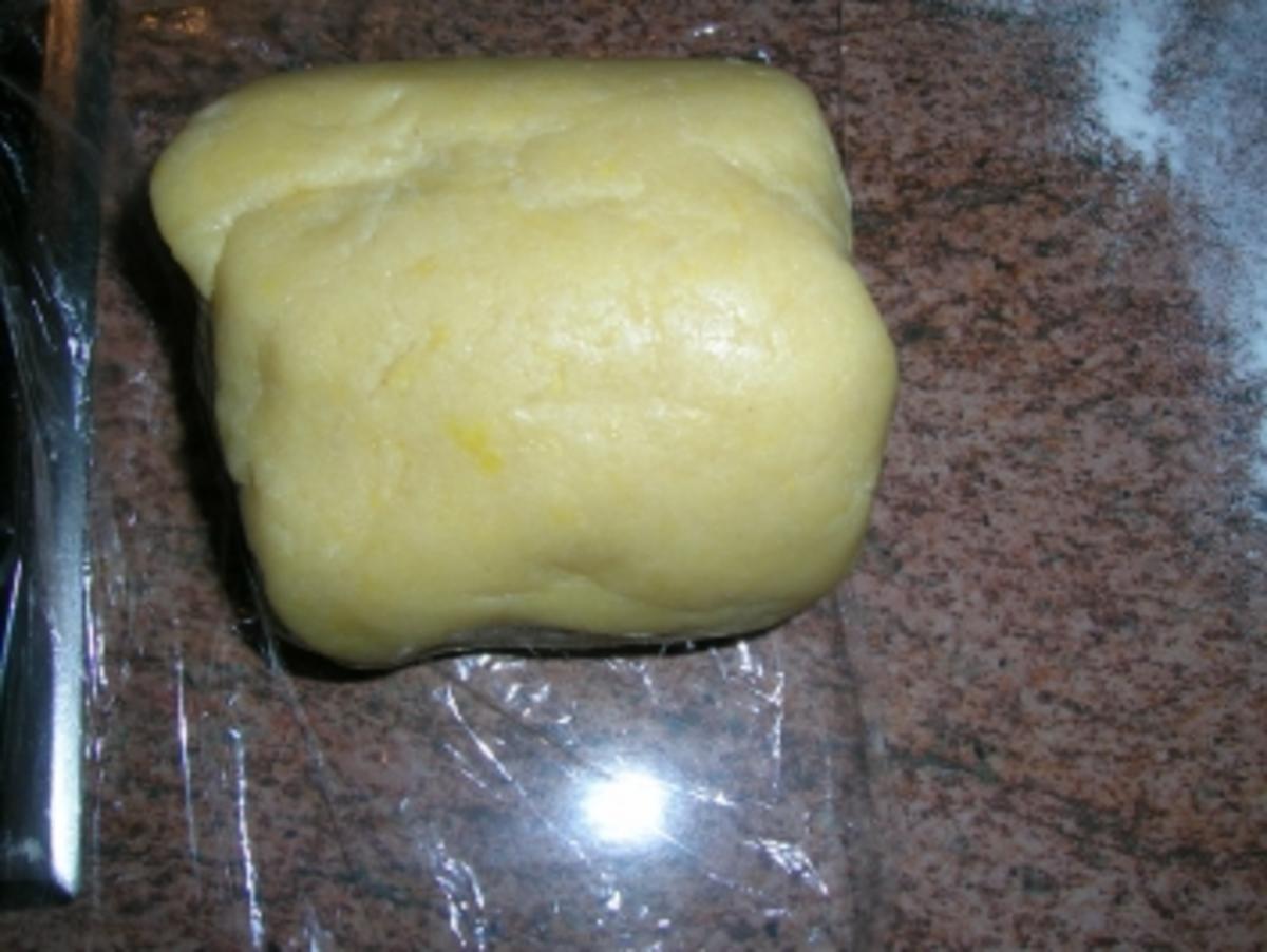 Italienischer Zwetschgenkuchen - siehe Fotos - auch ein Nicht-sogerne-Bäcker fabriziert mal was - Rezept - Bild Nr. 4