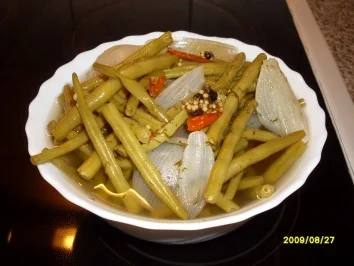 Rezept: Grüne Bohnen süß/ sauer eingelegt Bild Nr. 2 Grüne Bohnen süß/ sauer eingelegt - Rezept - Bild Nr. 2