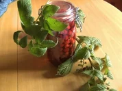 Rezept: Getränke: Himbeerlikör Getränke: Himbeerlikör - Rezept