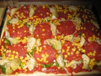 Rezept: Blech Pizza einfach & sehr lecker Bild Nr. 12 Blech Pizza einfach & sehr lecker - Rezept - Bild Nr. 12