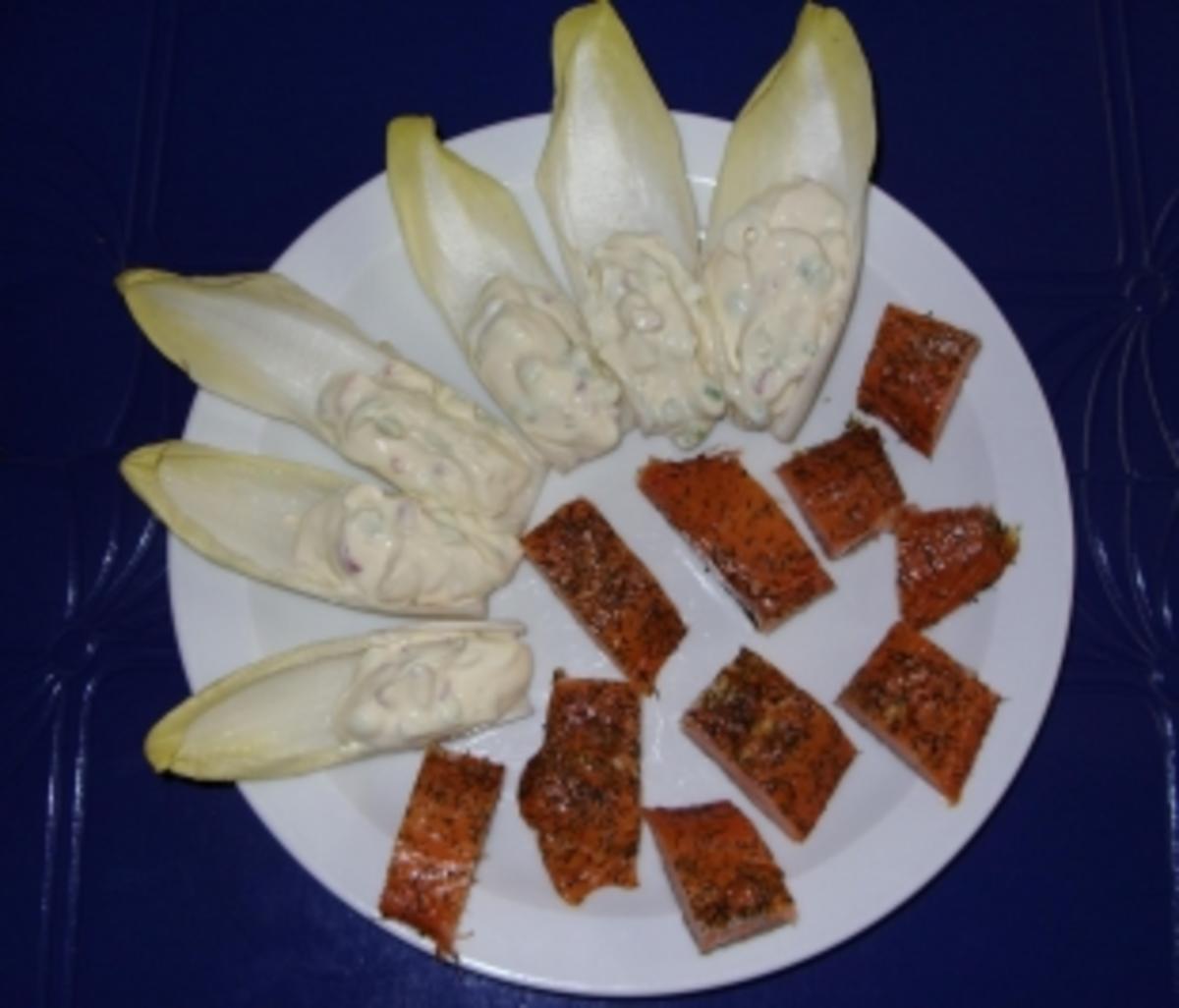Geräucherte Lachsspitzen mit Peperoni-Quark-Dipp - Rezept - Bild Nr. 6