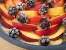 KUCHEN- "Nektarinen- Brombeer- Kuchen mit Mandelstreuseln" - Rezept