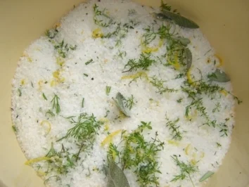 Rezept: WOLFSBARSCH UNTER SALZKRUSTE Bild Nr. 3 WOLFSBARSCH UNTER SALZKRUSTE - Rezept - Bild Nr. 3