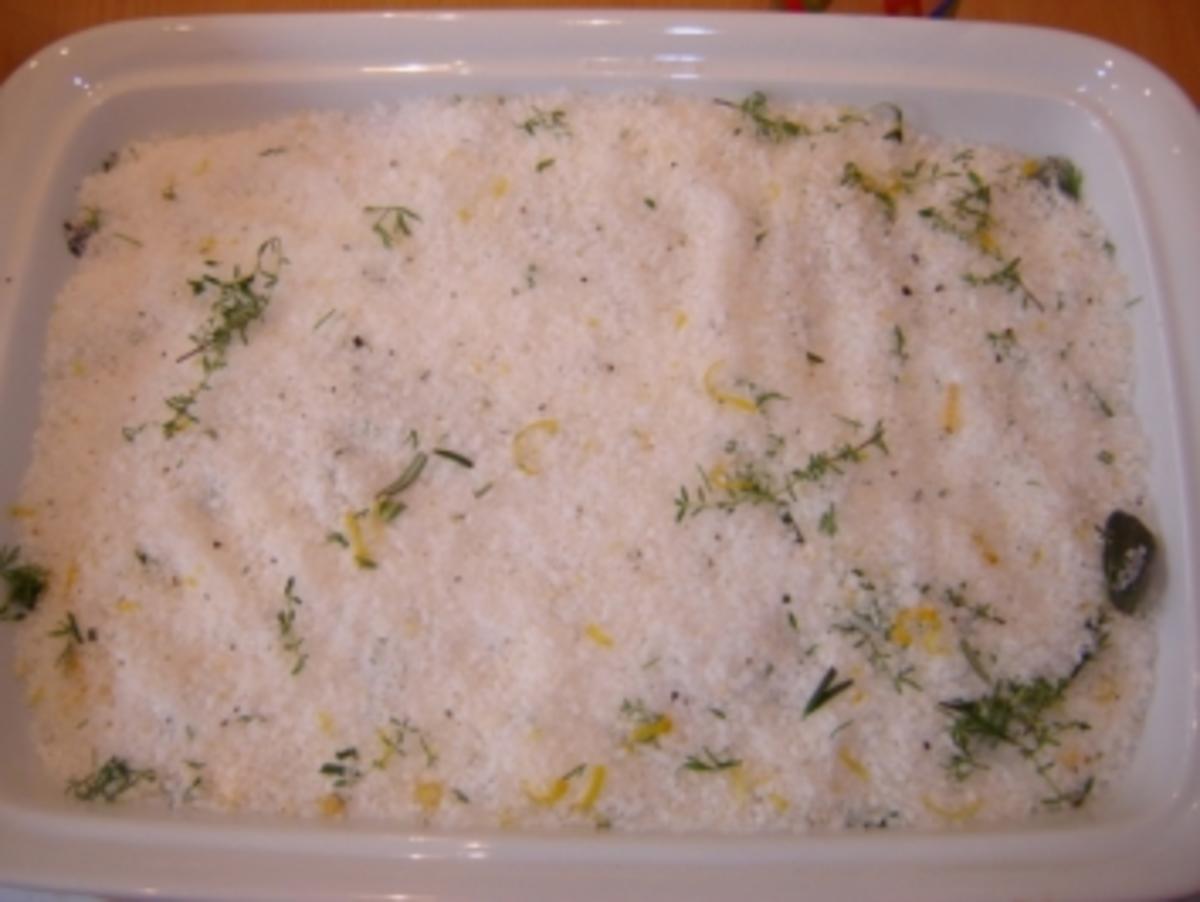 WOLFSBARSCH UNTER SALZKRUSTE - Rezept - Bild Nr. 6