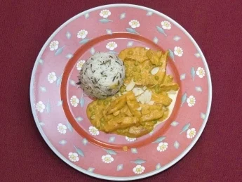 Shahi Paneer - Indischer Käse in Tomaten-Sahne-Soße mit Mandeln (Wolfgang Bahro) - Rezept