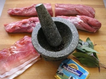 Rezept: Schwein/ Schweinefilet im Speckmantel Bild Nr. 2 Schwein/ Schweinefilet im Speckmantel - Rezept - Bild Nr. 2