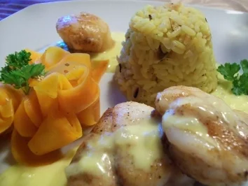 Lotte & Jakobsmuschel an Vanille-Karotten-Nudeln mit Mandelreis - Rezept