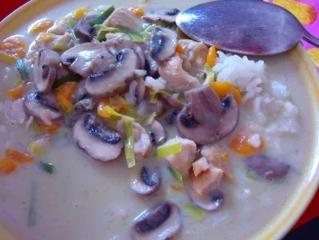 TOM KA GAI nach Art des Hauses - Rezept - Bild Nr. 8