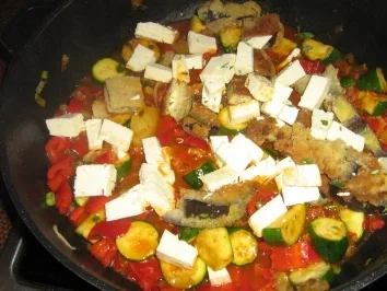 Putenschnitzel mit Ratatouille überbacken - Rezept - Bild Nr. 7