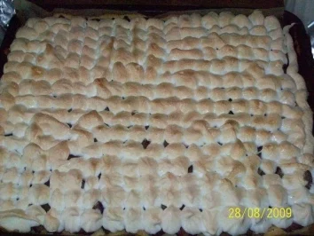 Rezept: Zwetschgenkuchen mit Baiser Bild Nr. 6 Zwetschgenkuchen mit Baiser - Rezept - Bild Nr. 6