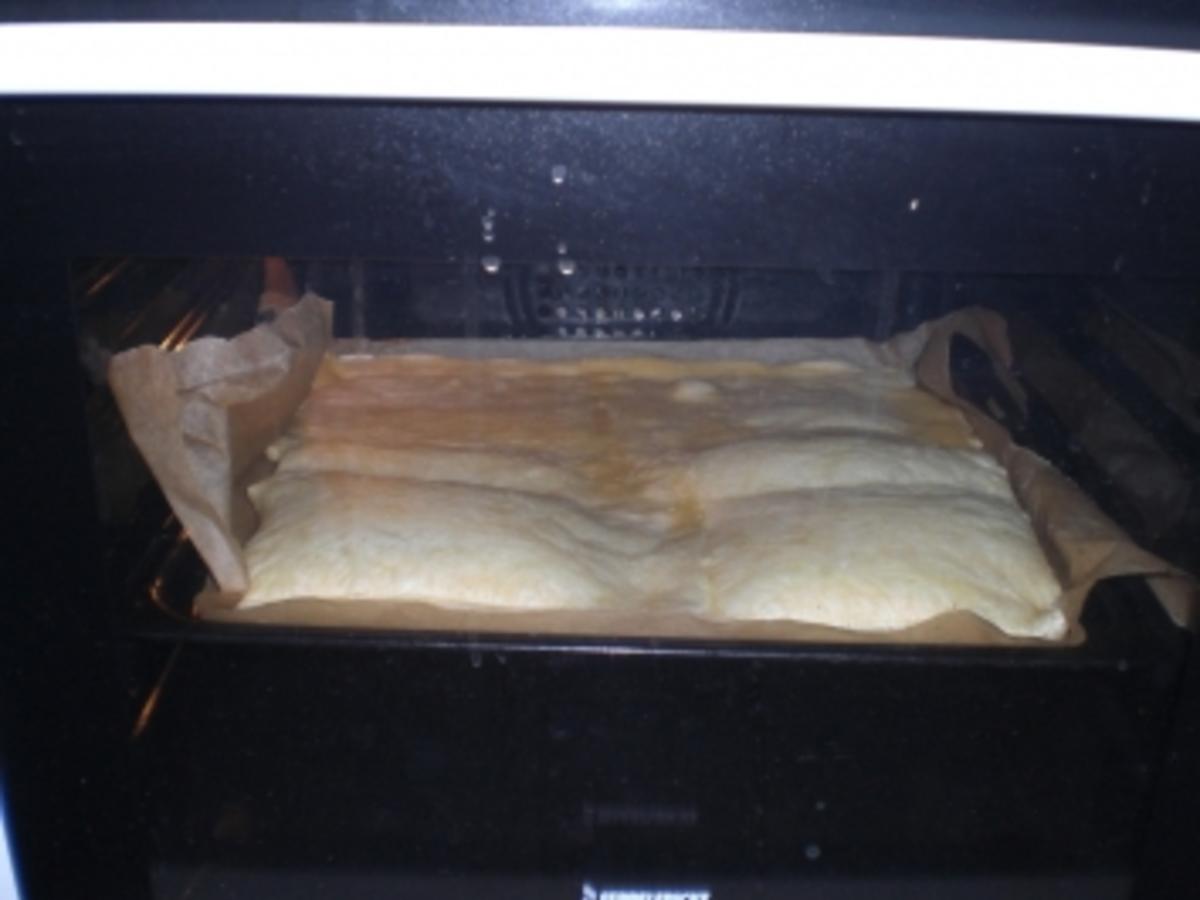 Schneller Zwiebelkuchen - einfach - 134 kcal/100g