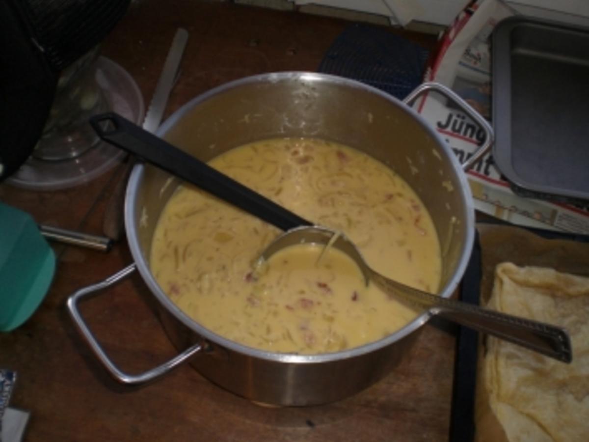 Schneller Zwiebelkuchen - einfach - 134 kcal/100g