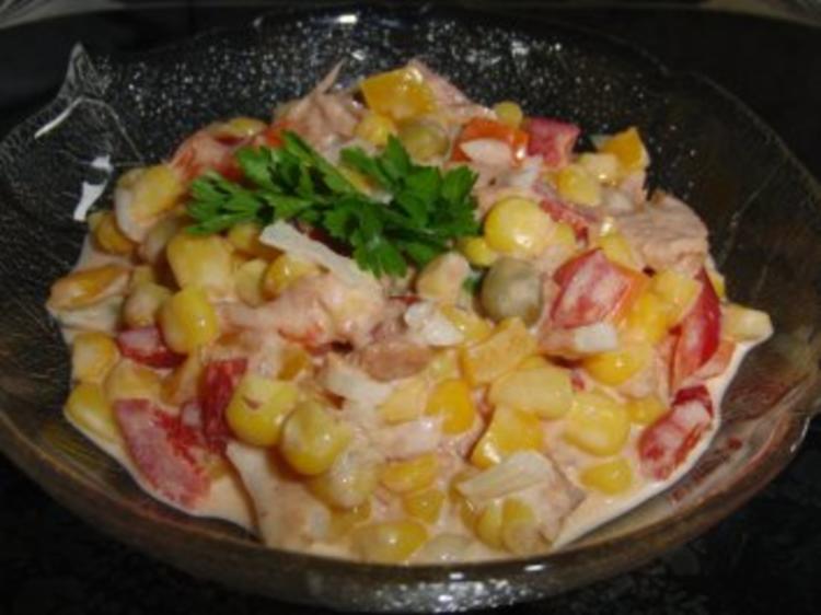 Thunfischsalat mit Thunfisch in Öl und grüne Papikaschote - Rezept mit ...