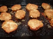 Fleischpflanzerl vom Blech - Rezept