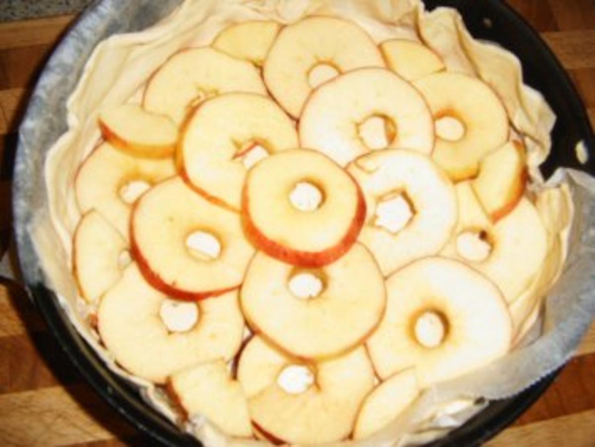Apfel -Blätterteig-Kuchen - Rezept - Bild Nr. 3