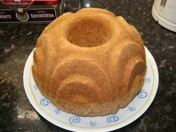 Rezept: Petras Zucchinigugelhupf...... Bild Nr. 4 Petras Zucchinigugelhupf...... - Rezept - Bild Nr. 4