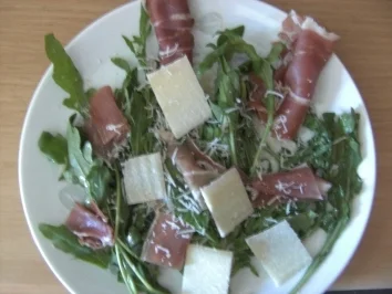 Rezept: Vorspeisen: Rucola mit Parmaschinken Vorspeisen: Rucola mit Parmaschinken - Rezept